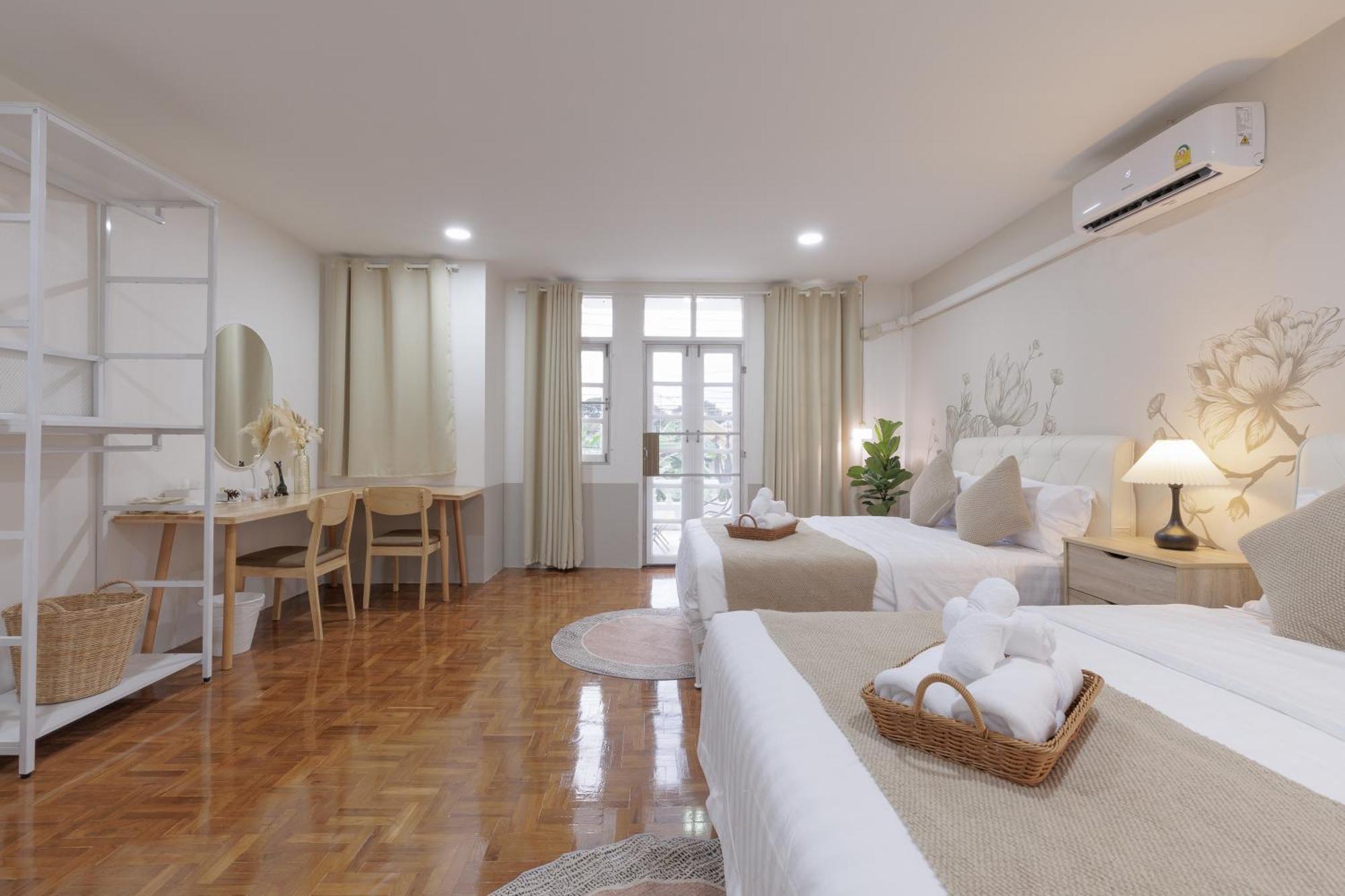 Maya Nimman Anne House Villa *